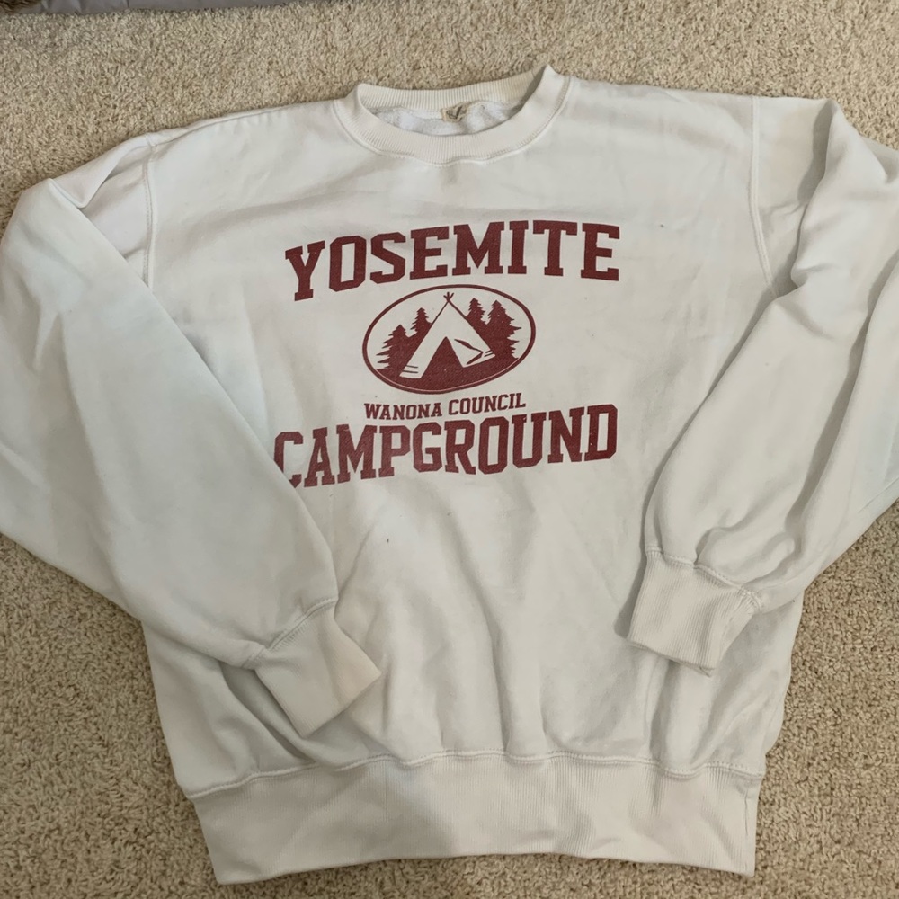 Brandy Melville Yosemite Crewneck